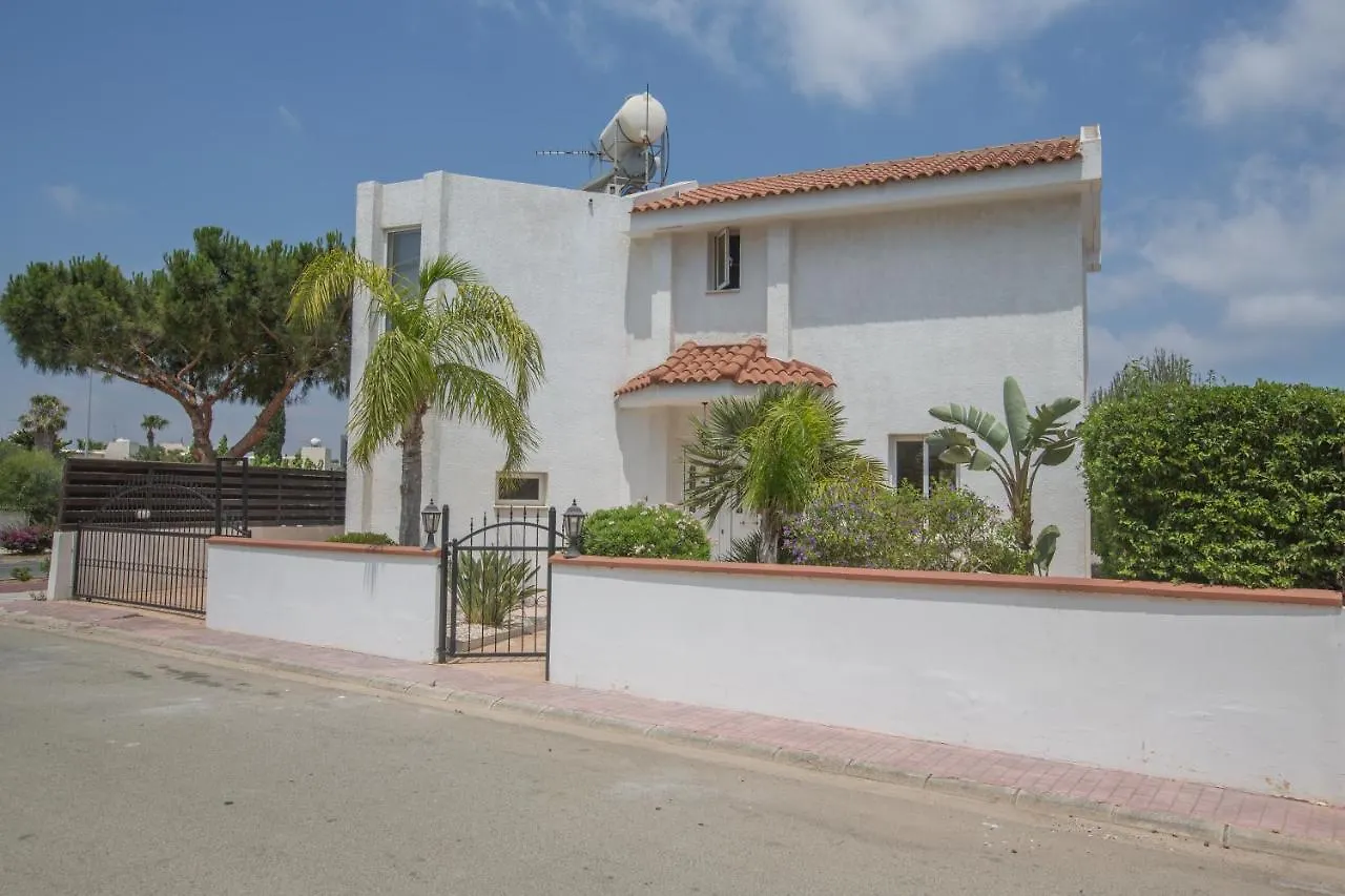 Mandali Villa بروتاراس 0*,